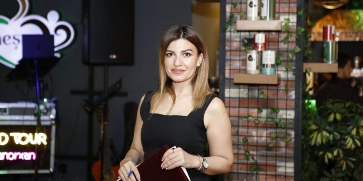 Tanınmış Aparıcı Fidan Əliyeva “Zəfər Günü” Ilə Bağlı “Hər Ürək Bir Dünyadır” Adlı Möhtəşəm Bir Tədbir Etdi – FOTOLAR