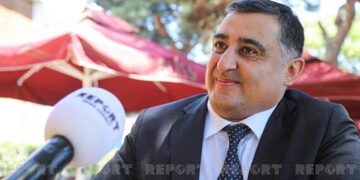 Yeni yaradılan nazirlik ona həvalə edildi