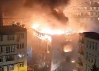 Bakıdakı yanğınla bağlı yolda məhdudiyyət tətbiq edildi – Fotolar