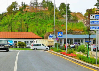 63 sakin də Laçına yola salındı