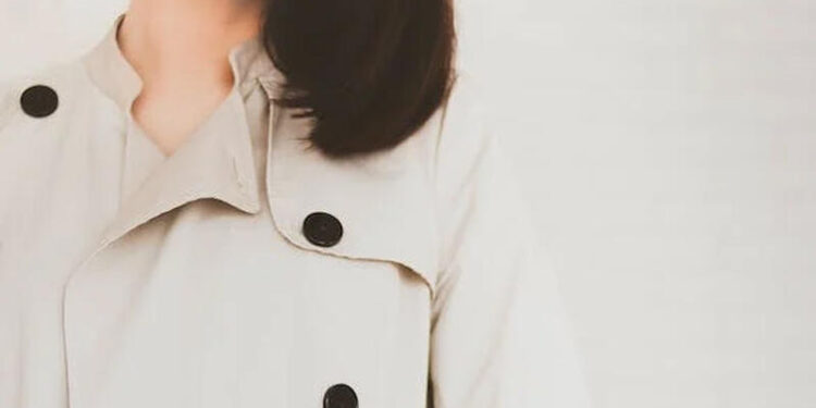 Bakıda iş yoldaşı ilə yazışması üzə çıxdığına görə öldürüldüyü deyilən qadının FOTOsu