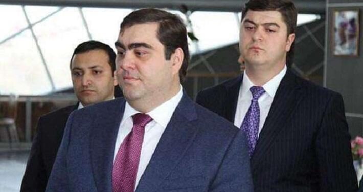 Talıbov Bakıda 450 minlik maşınla göründü – Video