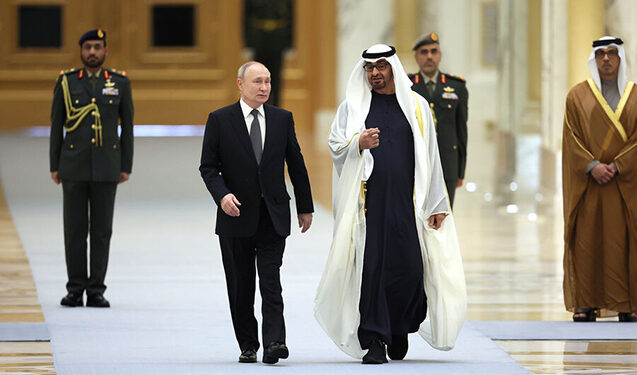 Putin BƏƏ liderinə bunu hədiyyə etdi