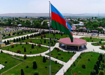 Yenidən Füzuliyə…