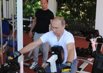 “Hər gün ən azı iki saat idman edirəm”