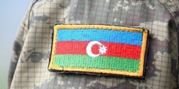 Xətai rayon sakinləri: “Təmizlik işçisi ştatı yoxdur, zibili özümüz daşıyırıq” – ŞİKAYƏT + FOTO