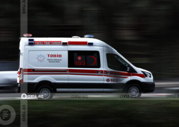 Eyvandan yıxılan uşaq saat yarım qan içində yerdə qalıb, təcili yardım gəlməyib – AÇIQLAMA + FOTO