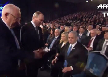 Putindən Netanyahuya hörmətsizlik, əlini sıxmadı – Video