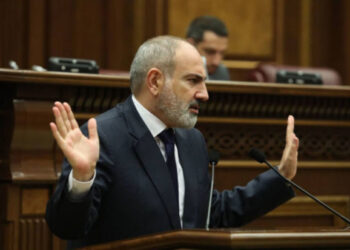 Erməni deputatların Kreml qorxusu: Paşinyan Rusiyanı Aİ-yə satır…