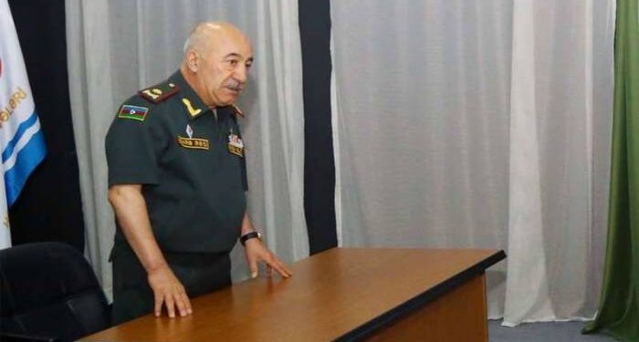 Qara əməlli general ağ “Range Rover”lə meydan sulayır – AXI NİYƏ?