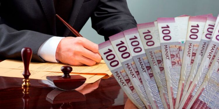 Rüşvət alan məmur bəraət istəyir