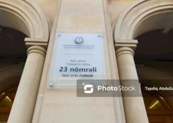 23 nömrəli məktəbdəki dəhşətli hadisənin təfərrüatı: “Müəlliməsini bıçaqlamaq istəyib”