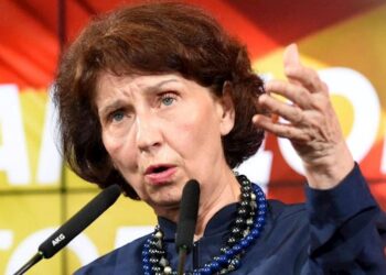 Şimali Makedoniyada ilk dəfə qadın prezident seçildi