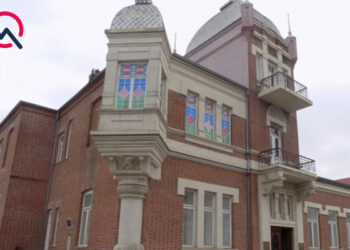 Xanın gözəlliyi ilə birinci yerə çıxan xanımı üçün tikdiyi ev – Fotolar