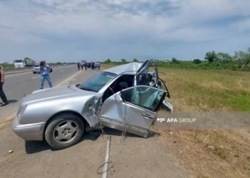 Ələt-Astara magistralında dəhşətli qəza: Biri azyaşlı olmaqla 2 nəfər ölüb, yaralılar var
