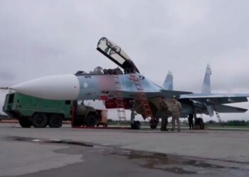 Rusiya ordusunun arsenalına yeni çoxfunksiyalı Su-30SM2 qırıcıları daxil edilib