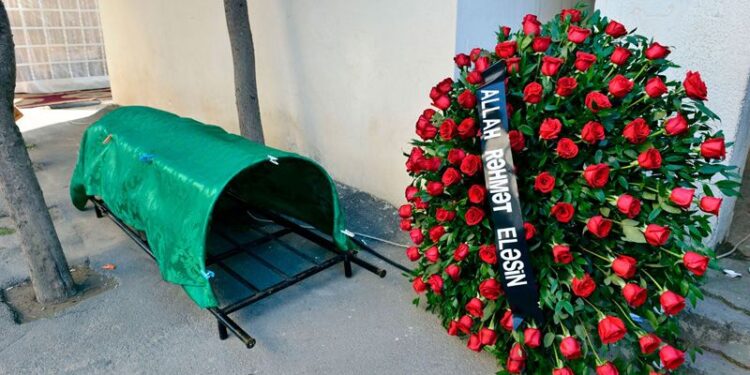 Nizami Süleymanov vəfat etdi (FOTO)