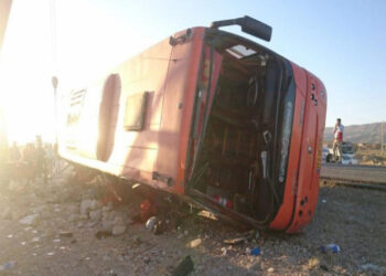 İranda avtobus qəzaya düşdü, 35 zəvvar öldü