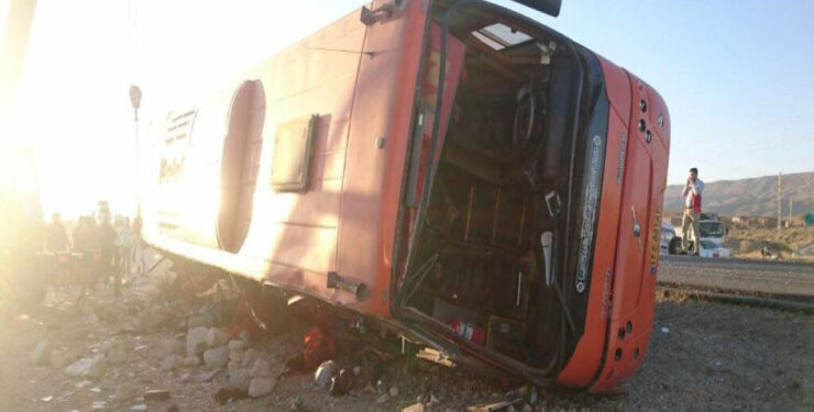 İranda avtobus qəzaya düşdü, 35 zəvvar öldü