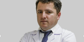 Həkim əməliyyatda səhvə yol verdi – Qadın hər 2 ayağını itirdi