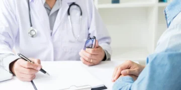 Özəl klinikalarda müayinələr niyə bahadır?