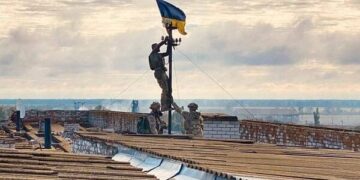 Ukrayna əsgərləri bu şəhərə bayraq sancdılar