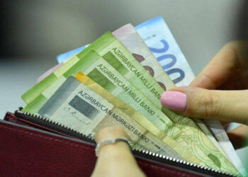 Azərbaycanda əməkhaqqının bir saatı 4 manat olacaq? – AÇIQLAMA