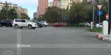 Binəqədidə TƏHLÜKƏLİ VƏZİYYƏT: Qurum piyada keçidlərinin təşkilinin mümkün olmadığını deyir