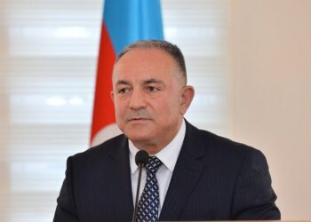 AzTU-nin rektoru Vilayət Vəliyev 1 milyon manatlıq mebel alır……