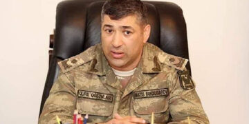 Azərbaycan Ordusunda mühüm kadr dəyişikliyi olub.   “Qafqazinfo” “Unikal”a istinadən xəbər verir ki, general-mayor Quliyev Vilayət Bərxuda oğlu 2-ci ordu korpusuna komandir təyin olunub.  Qeyd edək ki, həmin korpusun komandiri general-leytenant Mayis Bərxudarov idi. Mayis Bərxudarov sərəncama götürülüb.  Xatırladaq ki, Vilayət Quliyevin rəhbərlik etdiyi hərbi hissə 44 günlük Qarabağ savaşında Füzuli, Cəbrayıl, Hadrut istiqamətində bir çox yaşayış məntəqələrini işğaldan azad edib.  Prezident İlham Əliyevin 25 iyun 2024-cü il tarixli Sərəncamı ilə Vilayət Bərxuda oğlu Quliyevə general-mayor ali hərbi rütbəsi verilib.Mayis Bərxudarov vəzifəsindən azad edildi