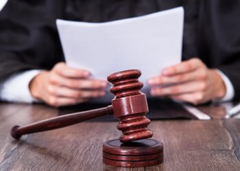 Müdafiə Nazirliyinin “Dayı” ləqəbli vəzifəlisi hakim qarşısında