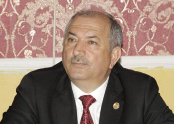 İcra başçısı bacısı oğlunu özünə köməkçi təyin etdi – Foto