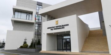 Bank əməkdaşı həbs olundu – Prokurorluğun əməliyyatı