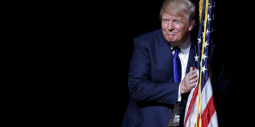 Trampın qələbə rəqsi – Video