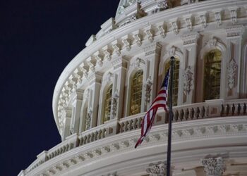 ABŞ Senatı Ukraynaya 12 milyardlıq yardımı dəstəklədi