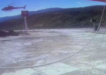 Türkiyədə helikopter yanacaqdoldurma məntəqəsinə enib yanacaq doldurdu – FOTO