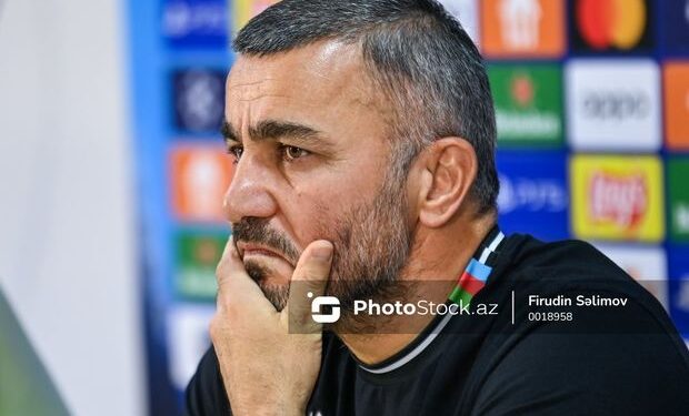 8424 3560 Qurban Qurbanov: “Rəqib futbolçu penalti olduğunu söylədi”