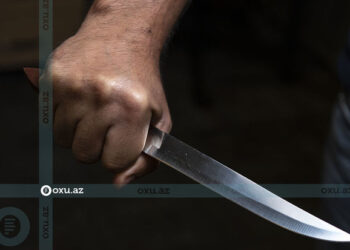 Kişi arvadını bıçaqlayıb qaçdı