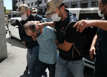 Türkiyə İŞİD idarəçilərindən birini ələ keçirdi