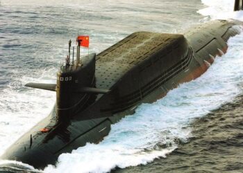 Çin qitələrarası raket daşıya bilən yeni nüvə sualtı qayığını nümayiş etdirdi