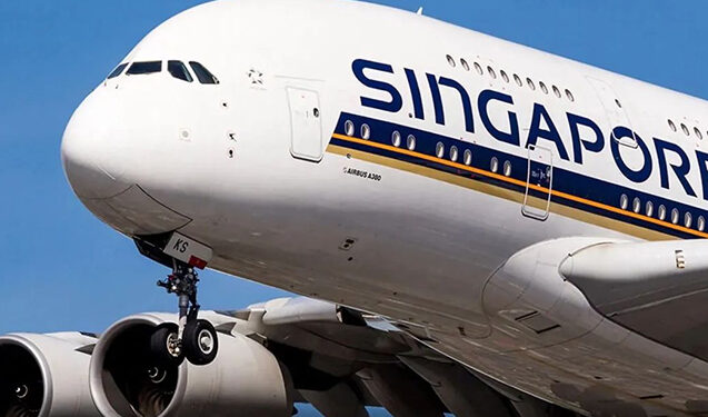 Paris-Sinqapur təyyarəsi Bakıya təcili eniş etdi