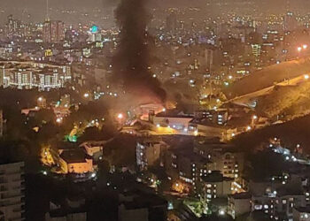 Tehranda Evin həbsxanasında üsyan çıxdı, yaralılar var – Video