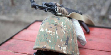 Ermənistanda əsgər hərbçi yoldaşını güllələdi