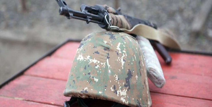 Ermənistanda əsgər hərbçi yoldaşını güllələdi