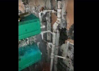 Bakıda binada krant partladı, hər yeri su basdı – “Azərsu”dan xəbər yoxdur (VİDEO)