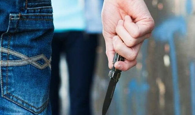 İsmayıllıda məktəbli bıçaqlandı