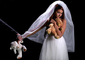 Zorla ərə verildiyi iddia edilən yeniyetmənin nişanlısı DANIŞDI: “40 yaşım yoxdur” – YENİLƏNİB + VİDEO