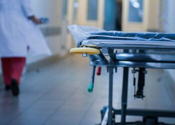 Azərbaycanda QANLI OLAY – Arvadını gözündən bıçaqladı