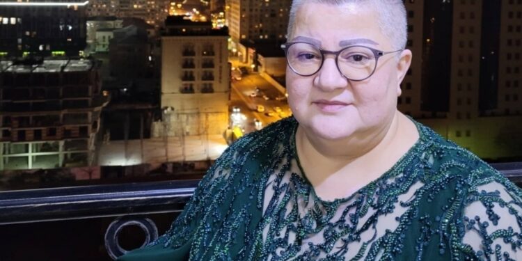 Könül Xasıyeva 254 min manatı topladı
