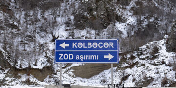 Kəlbəcərdə traktor aşdı – Sürücü xəsarət aldı